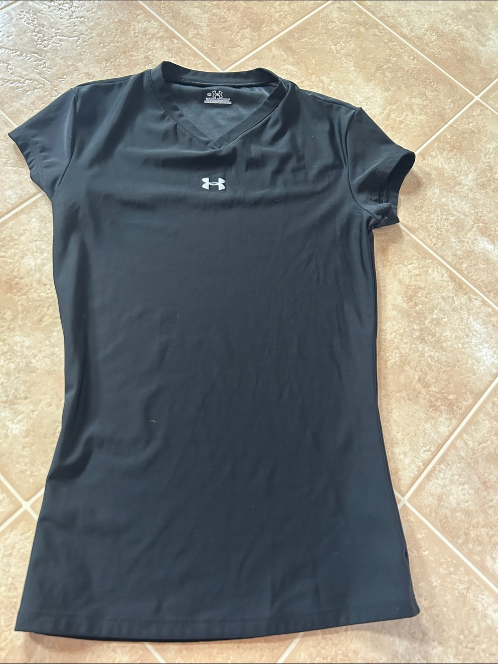 Under Armour Black Women’s V-Neck Short Sleeve Performance Tee